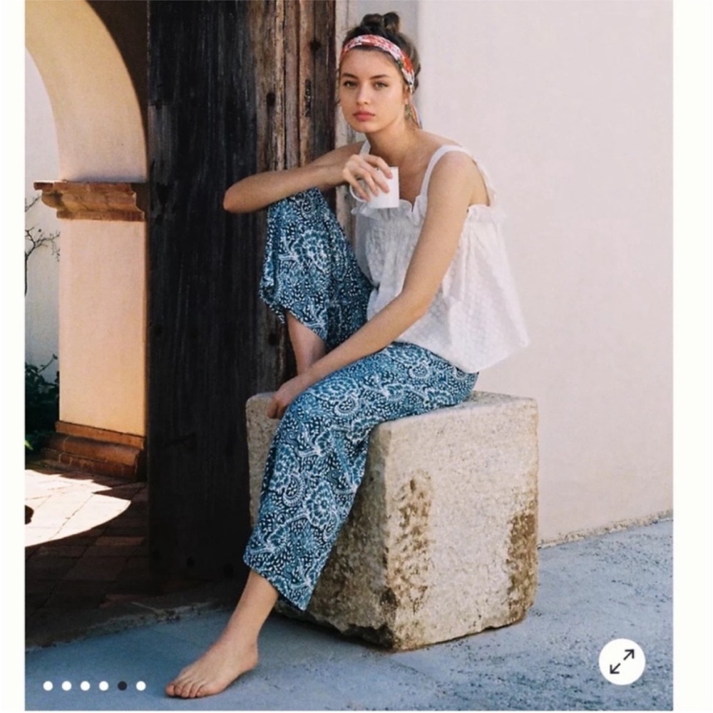 Jovonna London Blue Multi Print Pants‎ J15